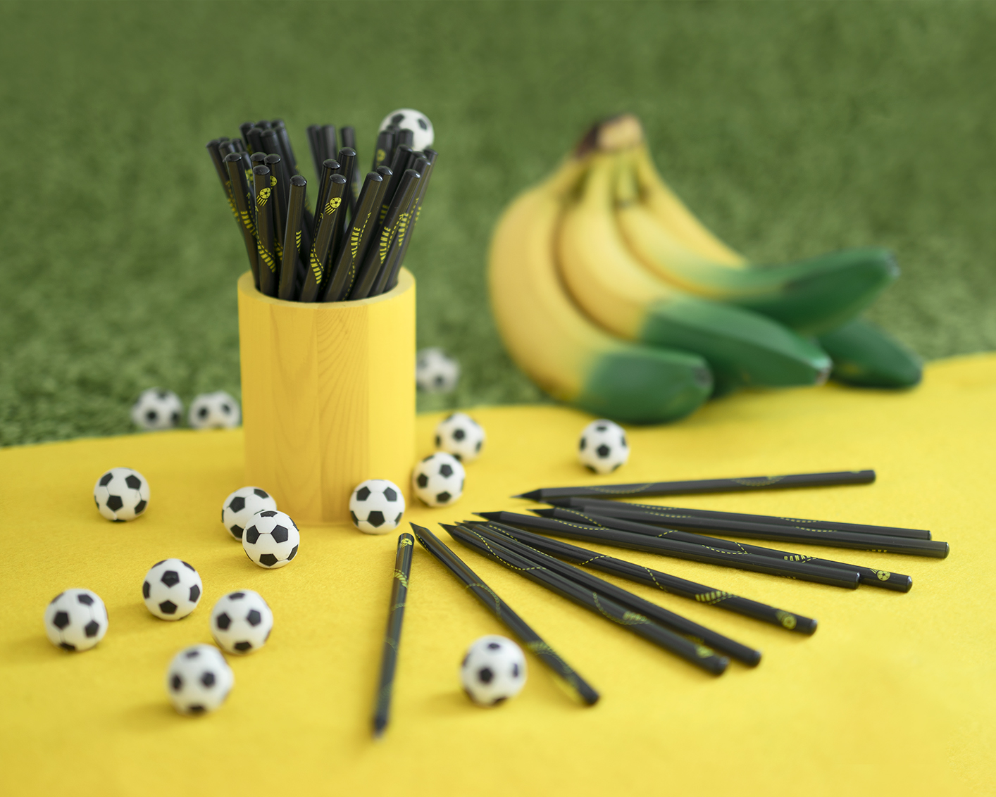Bleistift Fußball - Bananenflanke